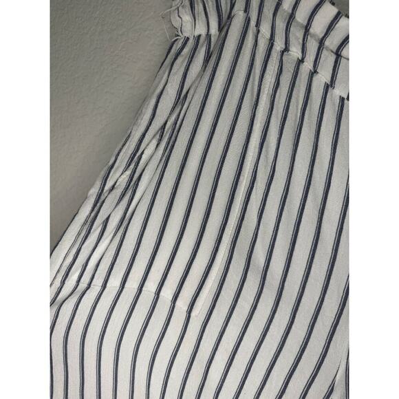 American Eagle Wide Leg White and Blue Striped Pants - Picture 3 of 6